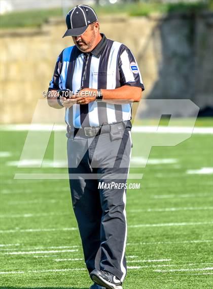 Thumbnail 2 in Shawnee Mission East @ Shawnee Mission West photogallery.