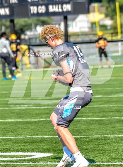 Thumbnail 2 in Shawnee Mission East @ Shawnee Mission West photogallery.