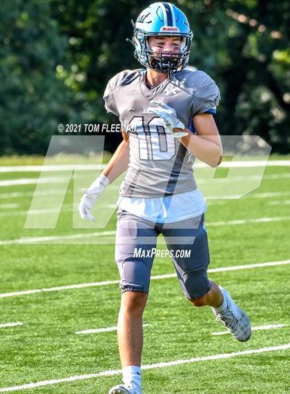 Thumbnail 2 in Shawnee Mission East @ Shawnee Mission West photogallery.