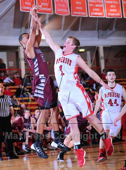 Thumbnail 3 in McPherson vs Buhler (McPherson Invitational 2nd Round) photogallery.