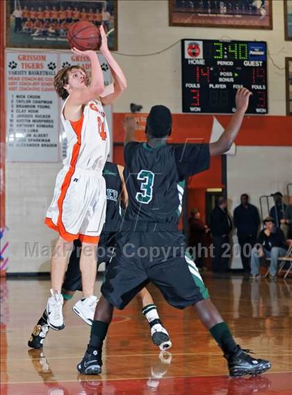 Thumbnail 1 in Butler @ Grissom photogallery.