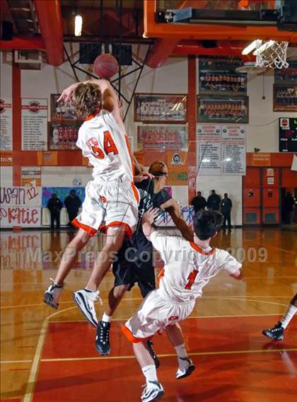 Thumbnail 3 in Butler @ Grissom photogallery.