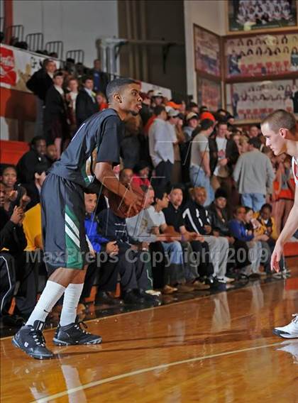 Thumbnail 1 in Butler @ Grissom photogallery.