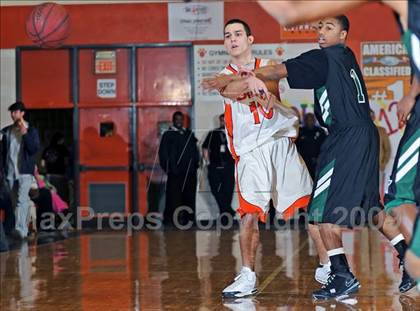 Thumbnail 3 in Butler @ Grissom photogallery.