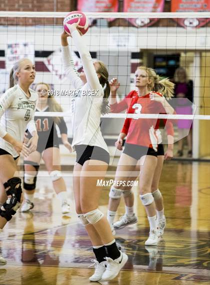 Thumbnail 2 in Modesto @ Pitman photogallery.