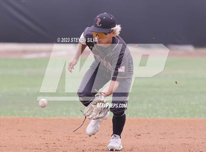 Thumbnail 2 in Point Loma vs. Santana (CIF SDS Division 1 Semifinal) photogallery.