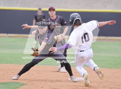 Thumbnail 3 in Point Loma vs. Santana (CIF SDS Division 1 Semifinal) photogallery.