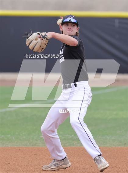Thumbnail 3 in Point Loma vs. Santana (CIF SDS Division 1 Semifinal) photogallery.