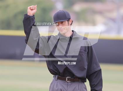 Thumbnail 2 in Point Loma vs. Santana (CIF SDS Division 1 Semifinal) photogallery.