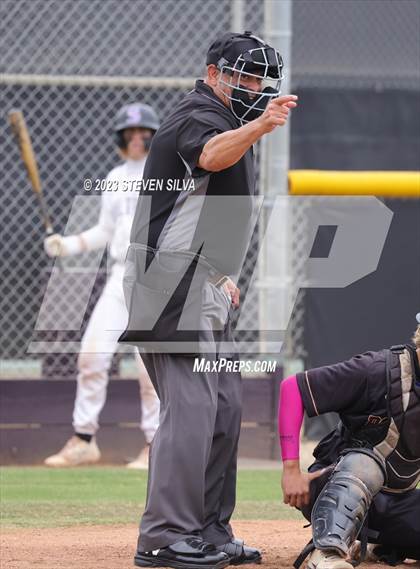 Thumbnail 3 in Point Loma vs. Santana (CIF SDS Division 1 Semifinal) photogallery.