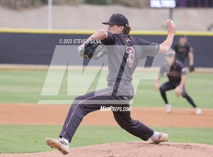 Thumbnail 2 in Point Loma vs. Santana (CIF SDS Division 1 Semifinal) photogallery.