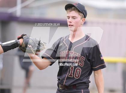 Thumbnail 3 in Point Loma vs. Santana (CIF SDS Division 1 Semifinal) photogallery.