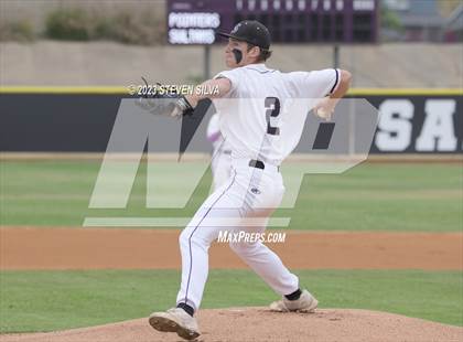 Thumbnail 3 in Point Loma vs. Santana (CIF SDS Division 1 Semifinal) photogallery.