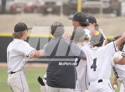 Thumbnail 3 in Point Loma vs. Santana (CIF SDS Division 1 Semifinal) photogallery.