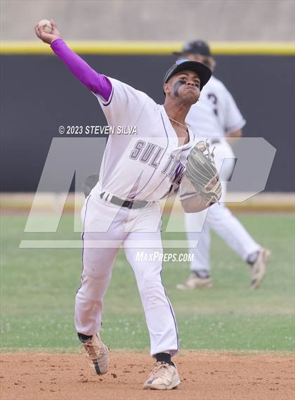 Thumbnail 2 in Point Loma vs. Santana (CIF SDS Division 1 Semifinal) photogallery.