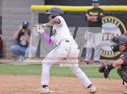 Thumbnail 3 in Point Loma vs. Santana (CIF SDS Division 1 Semifinal) photogallery.