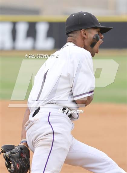 Thumbnail 3 in Point Loma vs. Santana (CIF SDS Division 1 Semifinal) photogallery.