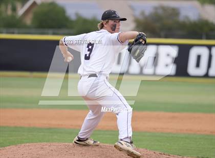 Thumbnail 1 in Point Loma vs. Santana (CIF SDS Division 1 Semifinal) photogallery.