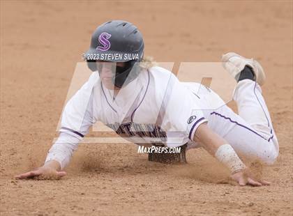 Thumbnail 1 in Point Loma vs. Santana (CIF SDS Division 1 Semifinal) photogallery.