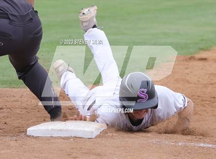 Thumbnail 2 in Point Loma vs. Santana (CIF SDS Division 1 Semifinal) photogallery.