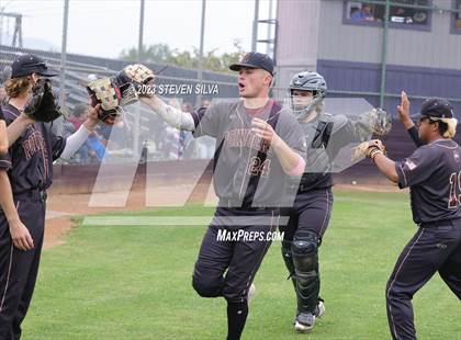 Thumbnail 1 in Point Loma vs. Santana (CIF SDS Division 1 Semifinal) photogallery.