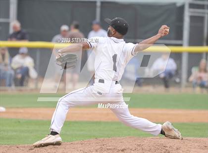 Thumbnail 1 in Point Loma vs. Santana (CIF SDS Division 1 Semifinal) photogallery.