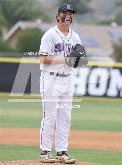 Thumbnail 3 in Point Loma vs. Santana (CIF SDS Division 1 Semifinal) photogallery.
