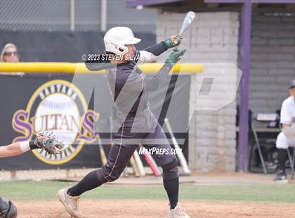 Thumbnail 3 in Point Loma vs. Santana (CIF SDS Division 1 Semifinal) photogallery.