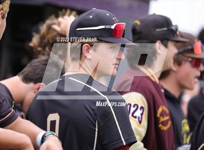 Thumbnail 3 in Point Loma vs. Santana (CIF SDS Division 1 Semifinal) photogallery.