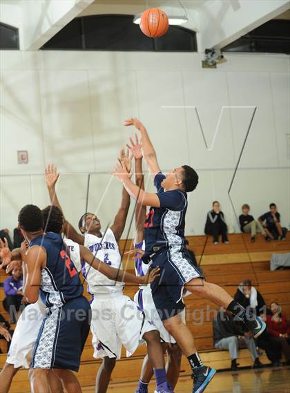 Thumbnail 1 in Miller Grove @ Leuzinger (MaxPreps Holiday Classic) photogallery.