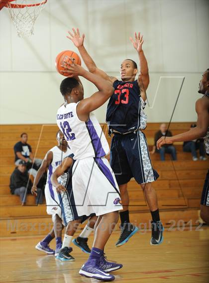 Thumbnail 2 in Miller Grove @ Leuzinger (MaxPreps Holiday Classic) photogallery.