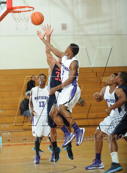 Thumbnail 1 in Miller Grove @ Leuzinger (MaxPreps Holiday Classic) photogallery.