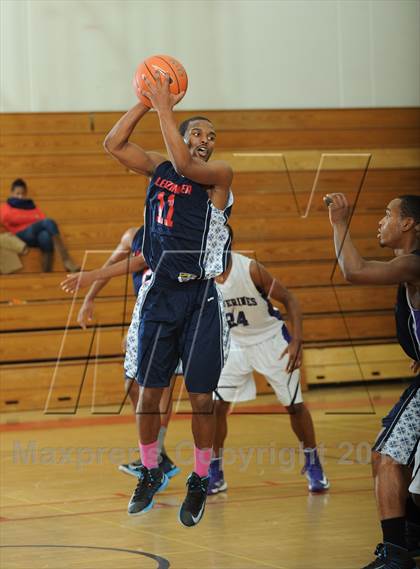 Thumbnail 2 in Miller Grove @ Leuzinger (MaxPreps Holiday Classic) photogallery.