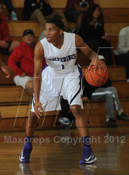 Thumbnail 1 in Miller Grove @ Leuzinger (MaxPreps Holiday Classic) photogallery.