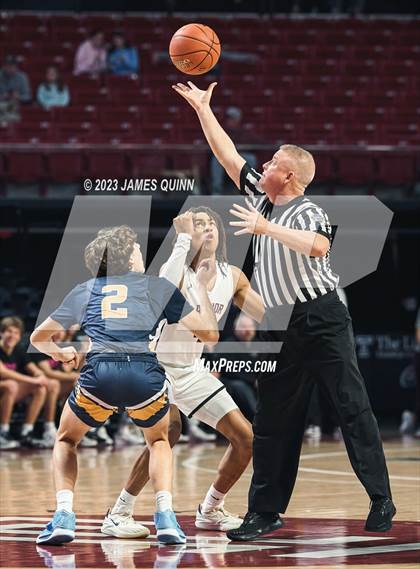 Thumbnail 3 in Radnor vs. Unionville (PIAA District 1 Final) photogallery.