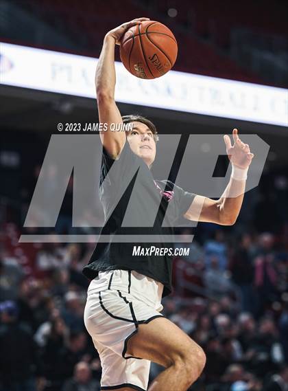 Thumbnail 1 in Radnor vs. Unionville (PIAA District 1 Final) photogallery.