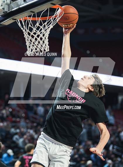 Thumbnail 1 in Radnor vs. Unionville (PIAA District 1 Final) photogallery.