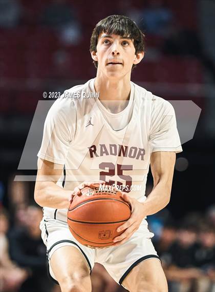 Thumbnail 3 in Radnor vs. Unionville (PIAA District 1 Final) photogallery.