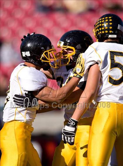 Thumbnail 2 in Pine View vs. Cottonwood (4A Semifinal) photogallery.