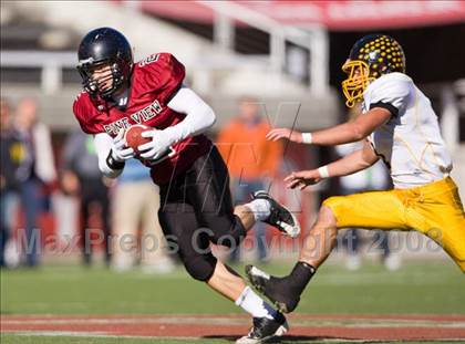 Thumbnail 3 in Pine View vs. Cottonwood (4A Semifinal) photogallery.