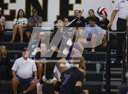 Thumbnail 3 in Midland High vs Andrews (Bev Ball Classic) photogallery.