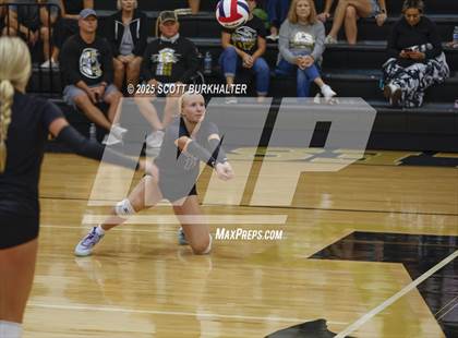 Thumbnail 2 in Midland High vs Andrews (Bev Ball Classic) photogallery.