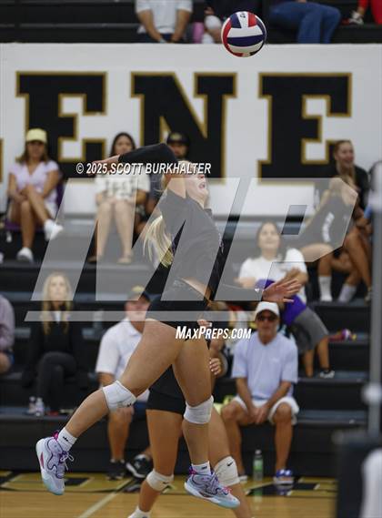 Thumbnail 2 in Midland High vs Andrews (Bev Ball Classic) photogallery.