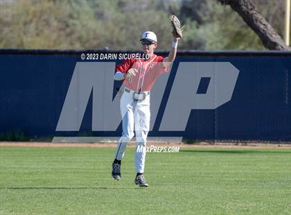 Thumbnail 2 in Arapahoe vs. Thurston (Coach Bob Invitational) photogallery.