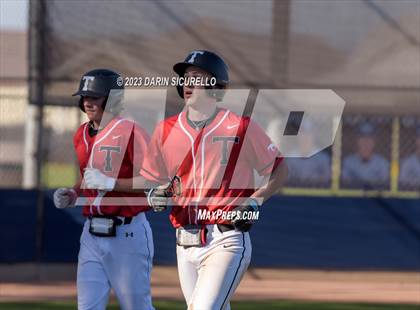 Thumbnail 1 in Arapahoe vs. Thurston (Coach Bob Invitational) photogallery.