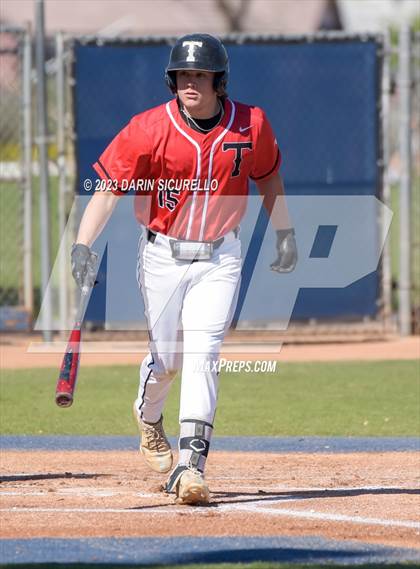 Thumbnail 2 in Arapahoe vs. Thurston (Coach Bob Invitational) photogallery.