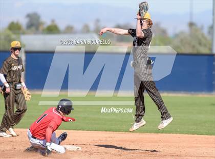 Thumbnail 2 in Arapahoe vs. Thurston (Coach Bob Invitational) photogallery.