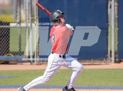 Thumbnail 1 in Arapahoe vs. Thurston (Coach Bob Invitational) photogallery.