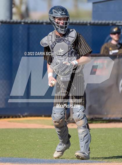 Thumbnail 2 in Arapahoe vs. Thurston (Coach Bob Invitational) photogallery.