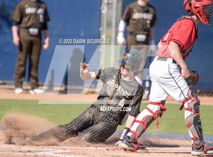 Thumbnail 3 in Arapahoe vs. Thurston (Coach Bob Invitational) photogallery.
